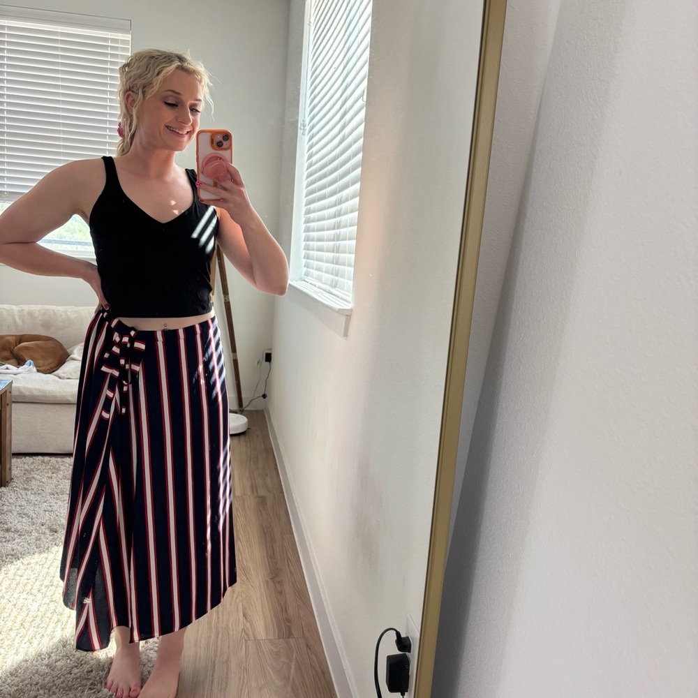 Abound striped skirt size medium - Picture 6 of 8